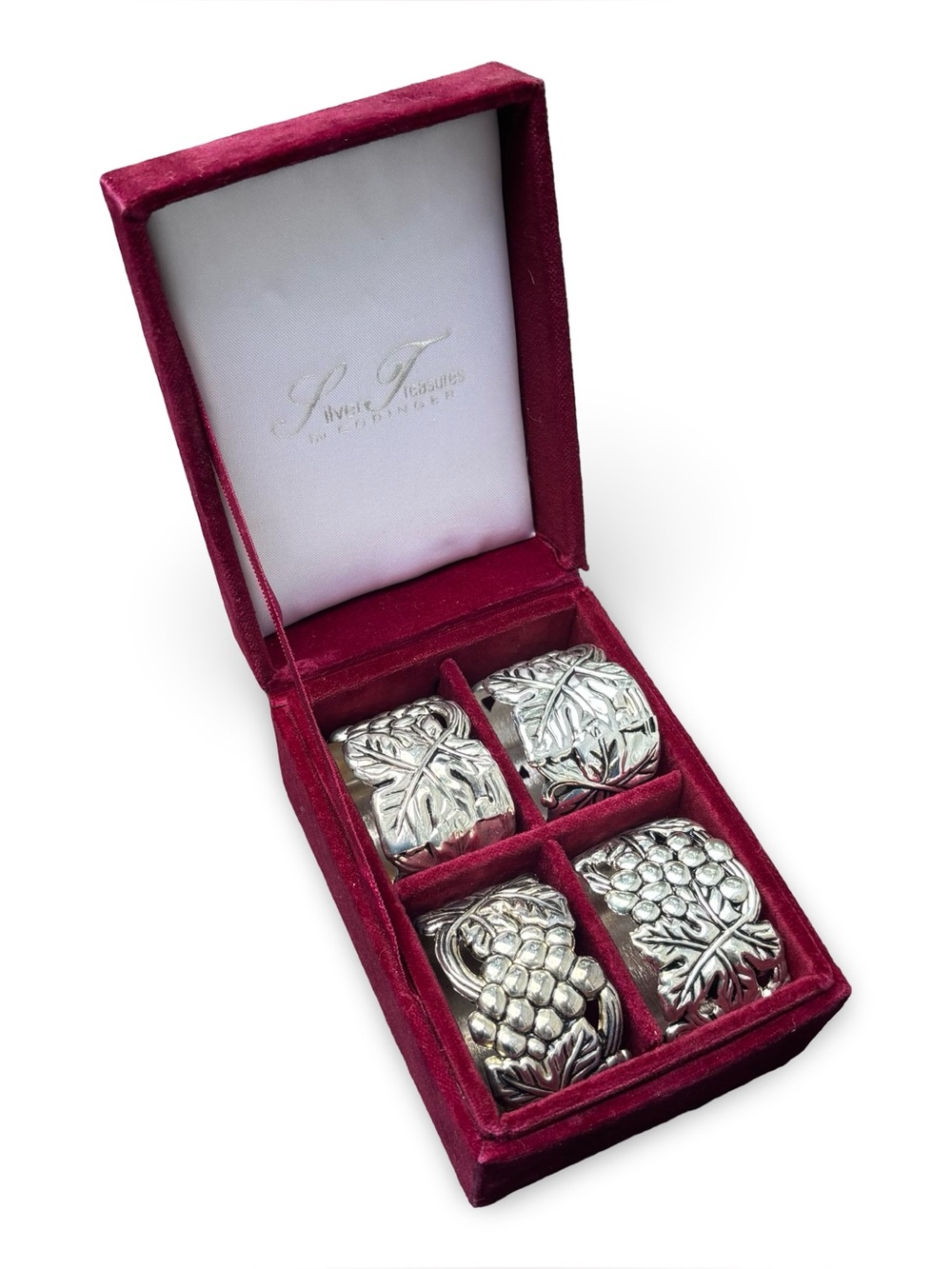 Vintage Godinger "Silver Treasures" Grape Vine Napkin Rings - Set of 4